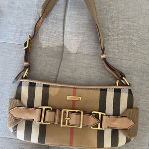 Burberry clutch bag